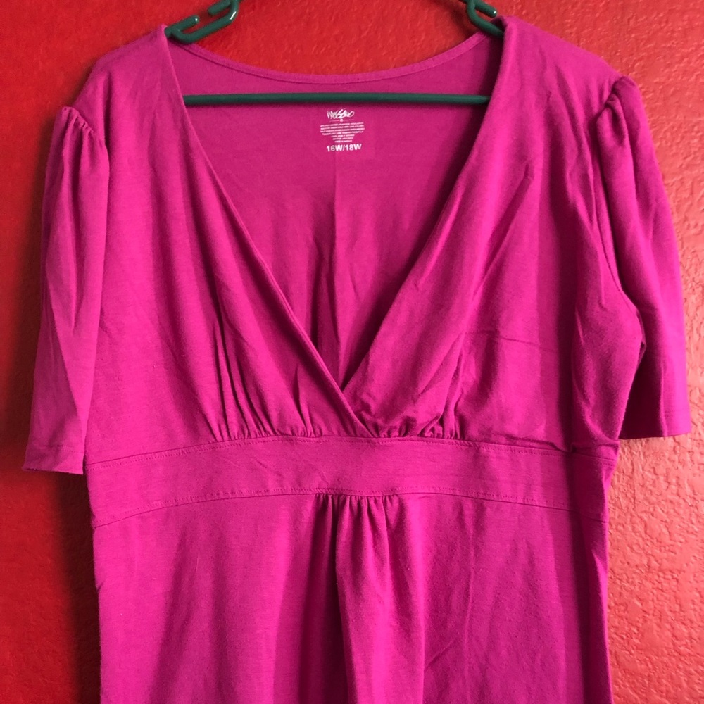 Magenta pink tee, plus size